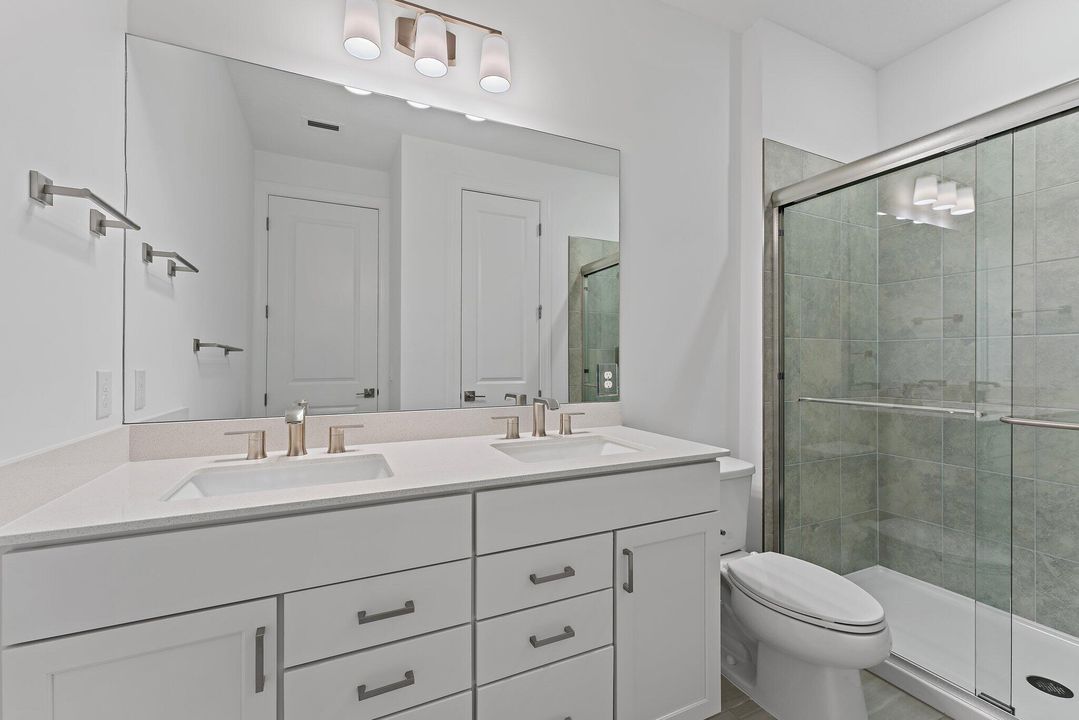 For Rent: $6,000 (5 beds, 3 baths, 3427 Square Feet)