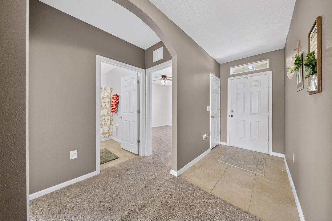 For Sale: $313,000 (4 beds, 2 baths, 1830 Square Feet)