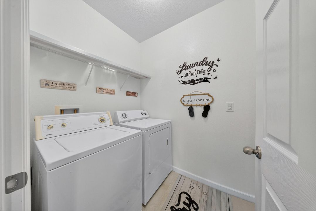 For Sale: $313,000 (4 beds, 2 baths, 1830 Square Feet)