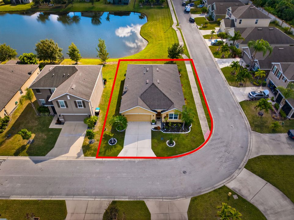 For Sale: $313,000 (4 beds, 2 baths, 1830 Square Feet)