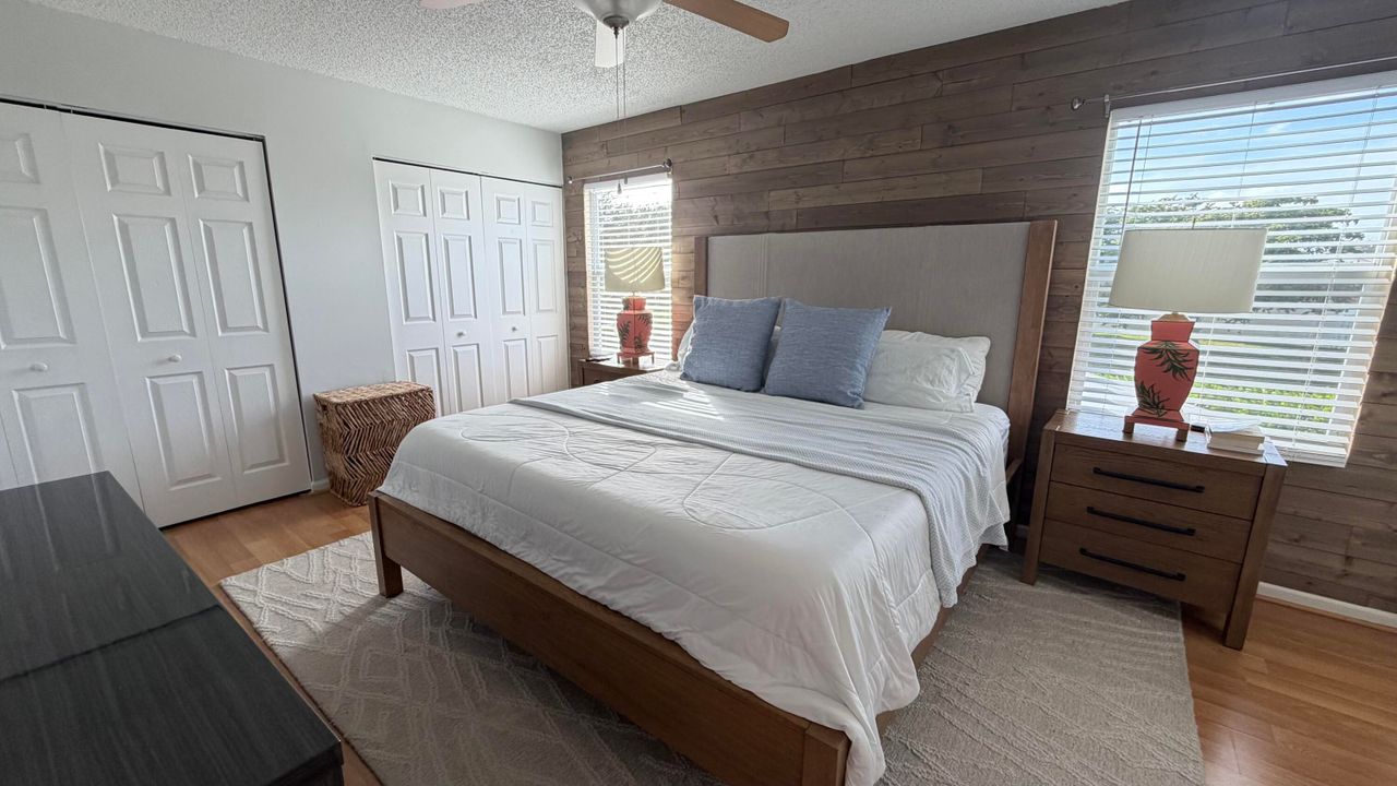 For Sale: $460,000 (3 beds, 2 baths, 1415 Square Feet)