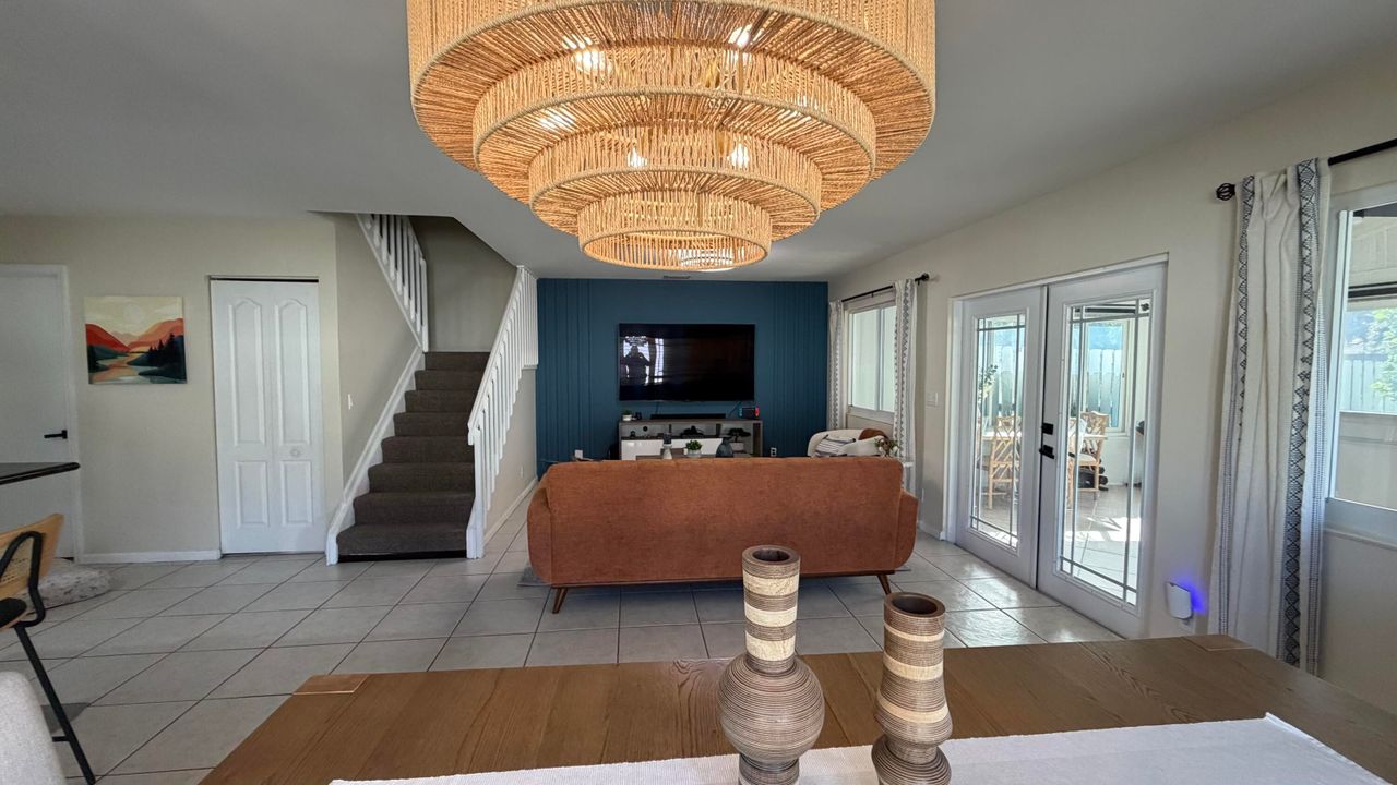 For Sale: $460,000 (3 beds, 2 baths, 1415 Square Feet)