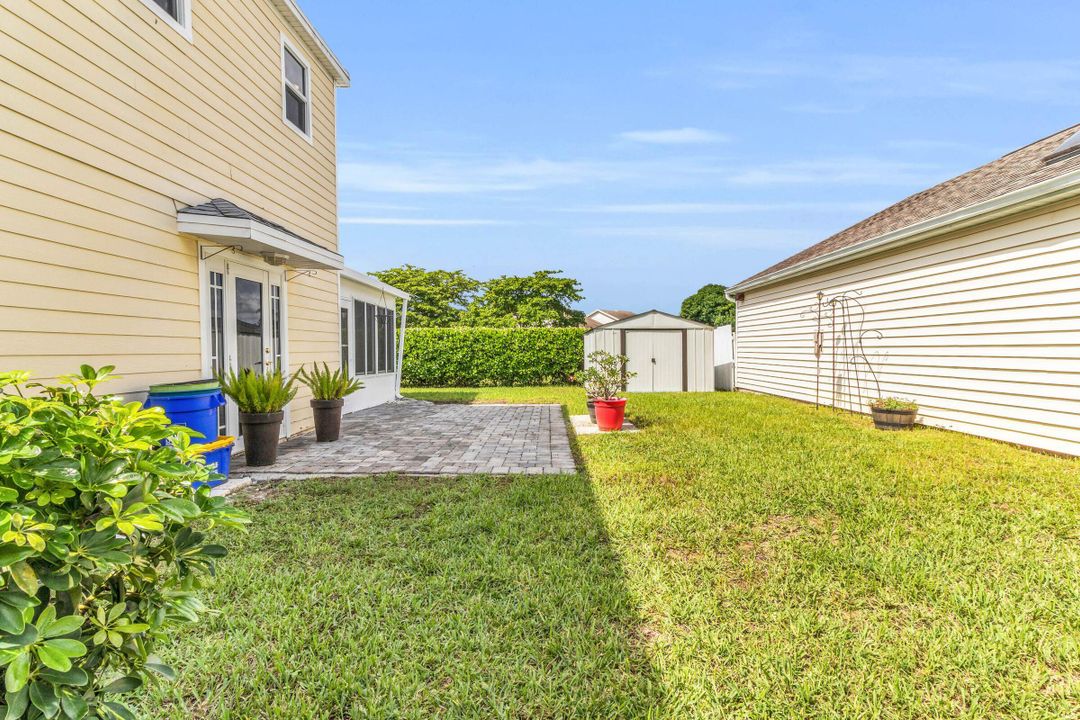 For Sale: $460,000 (3 beds, 2 baths, 1415 Square Feet)