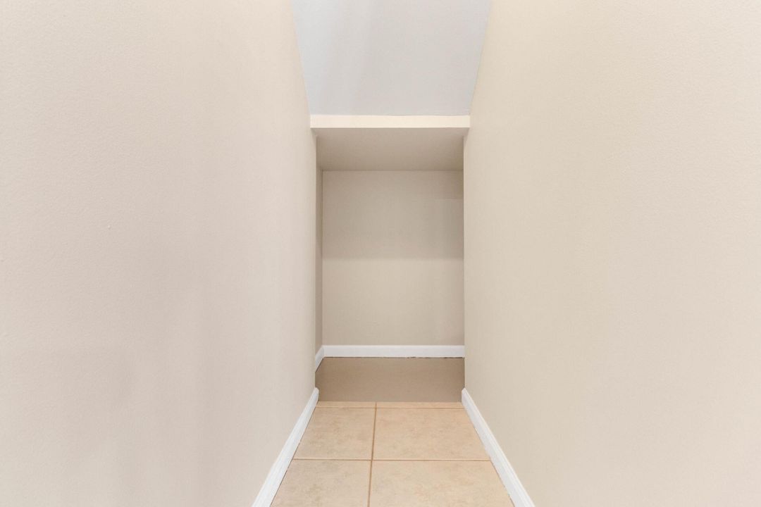 For Sale: $460,000 (3 beds, 2 baths, 1415 Square Feet)