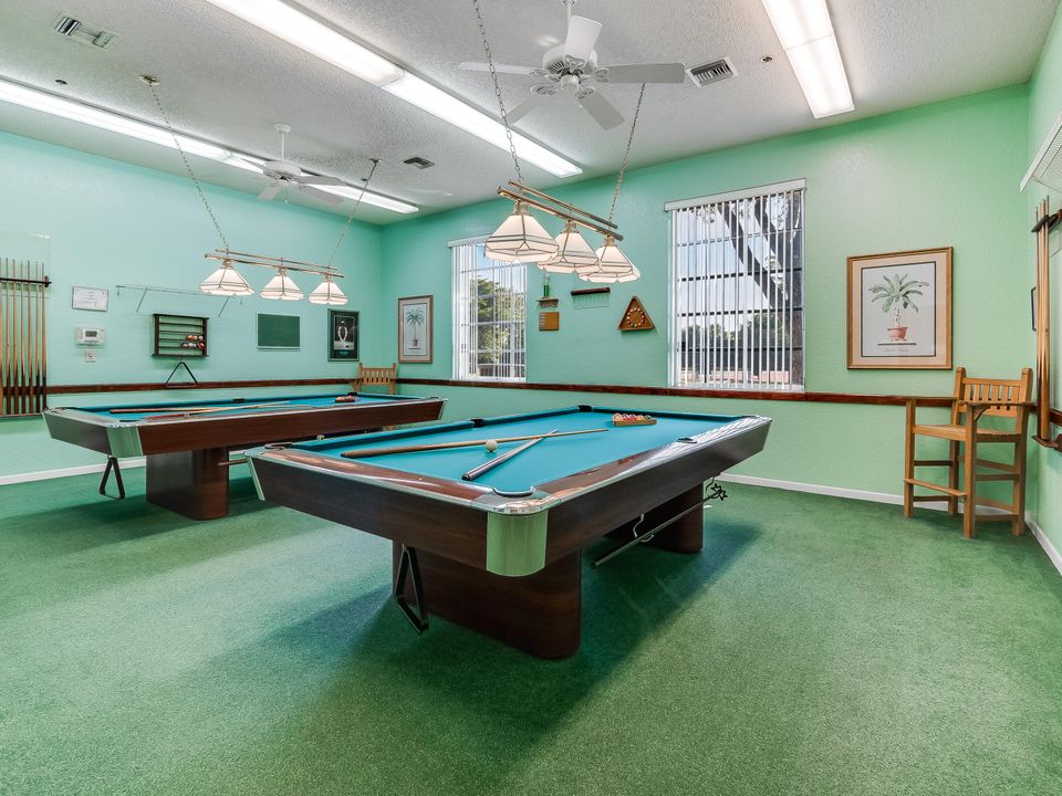 待售: $480,000 (3 贝兹, 2 浴室, 2353 平方英尺)