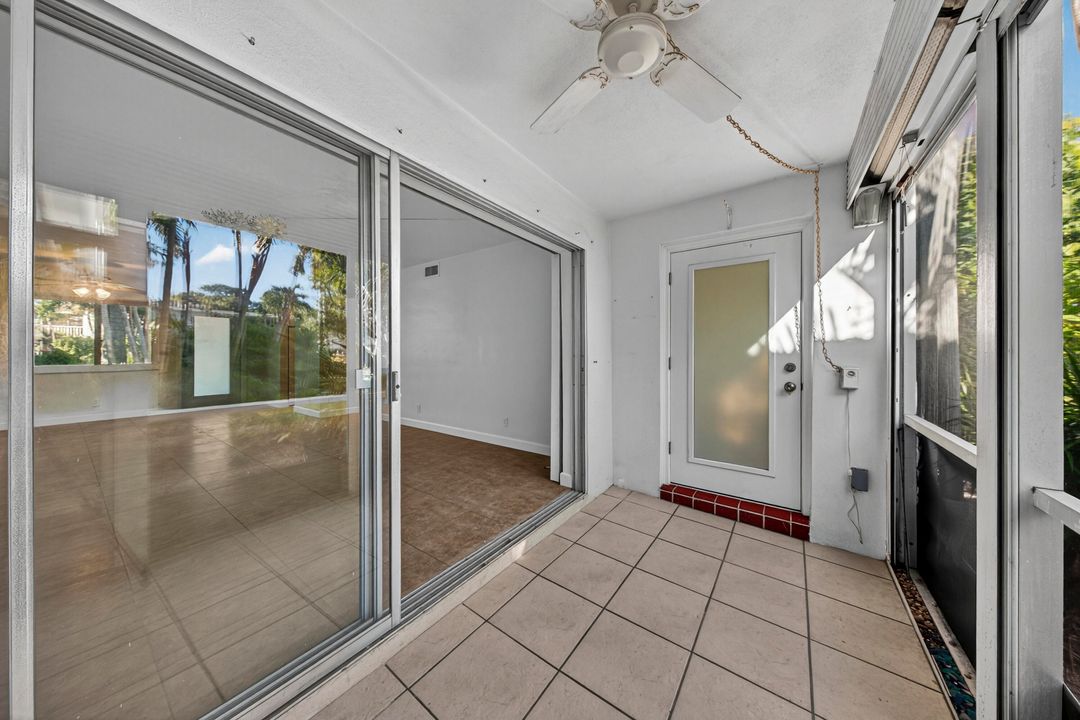 For Sale: $148,000 (1 beds, 1 baths, 700 Square Feet)