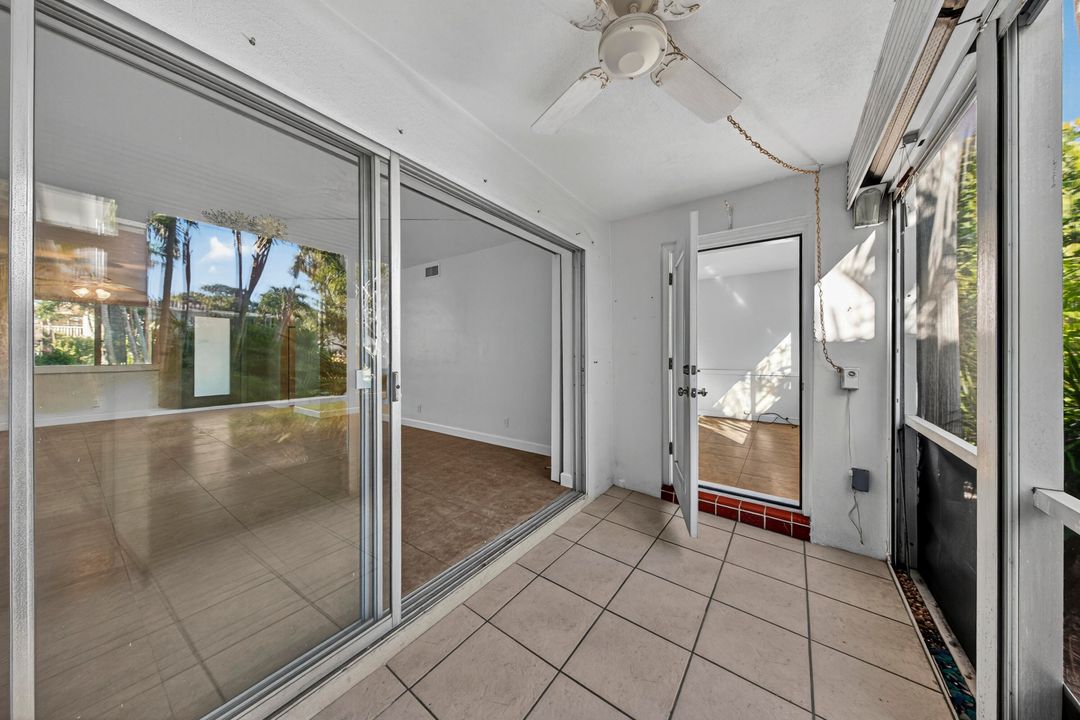 For Sale: $148,000 (1 beds, 1 baths, 700 Square Feet)