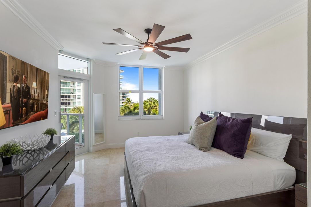 For Sale: $1,450,000 (2 beds, 2 baths, 1986 Square Feet)