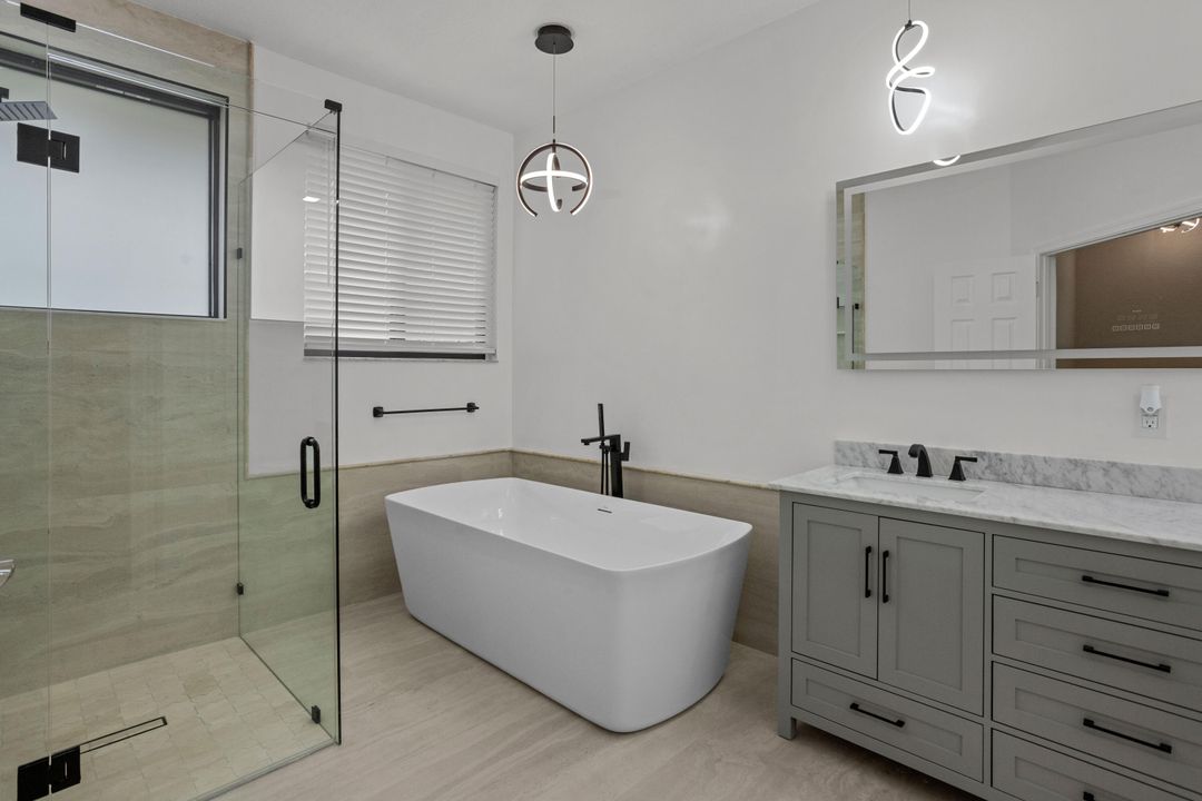 En Renta: $5,200 (3 camas, 2 baños, 1983 Pies cuadrados)