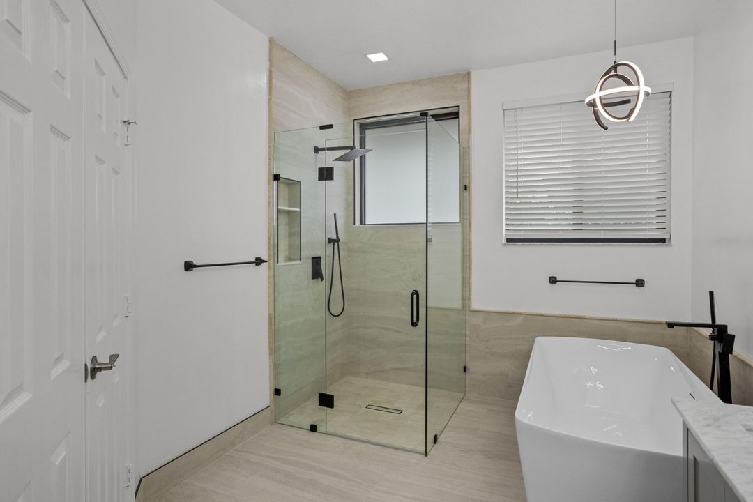 En Renta: $5,200 (3 camas, 2 baños, 1983 Pies cuadrados)