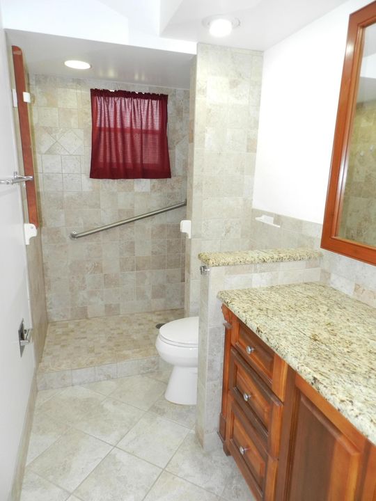 En Venta: $209,900 (2 camas, 2 baños, 1030 Pies cuadrados)