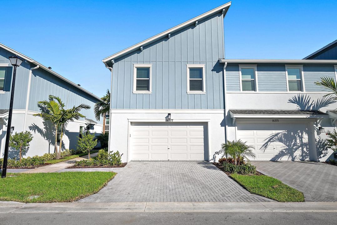 В аренду: $3,500 (4 спален, 2 ванн, 1786 Квадратных фут)