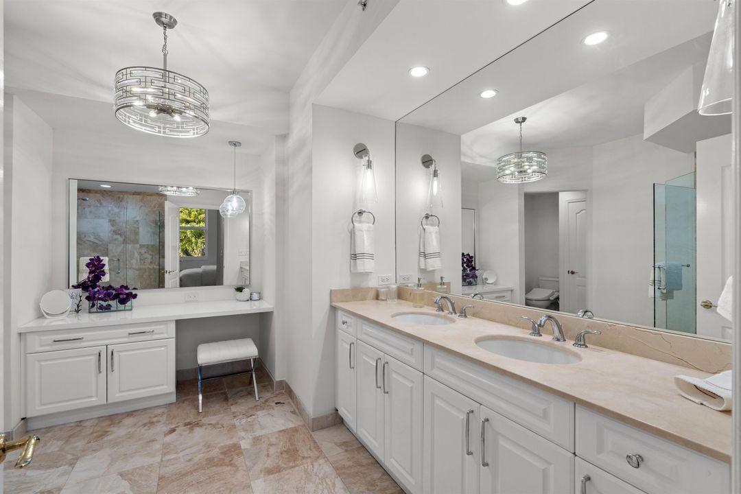 For Sale: $1,395,000 (2 beds, 2 baths, 1986 Square Feet)