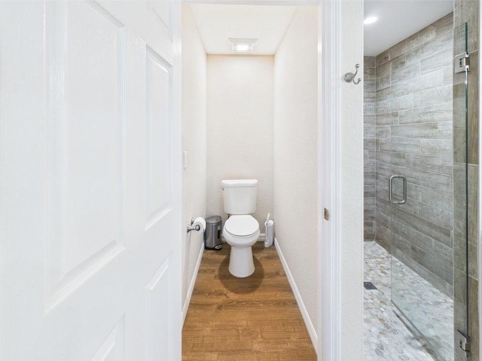 На продажу: $899,000 (3 спален, 3 ванн, 6188 Квадратных фут)