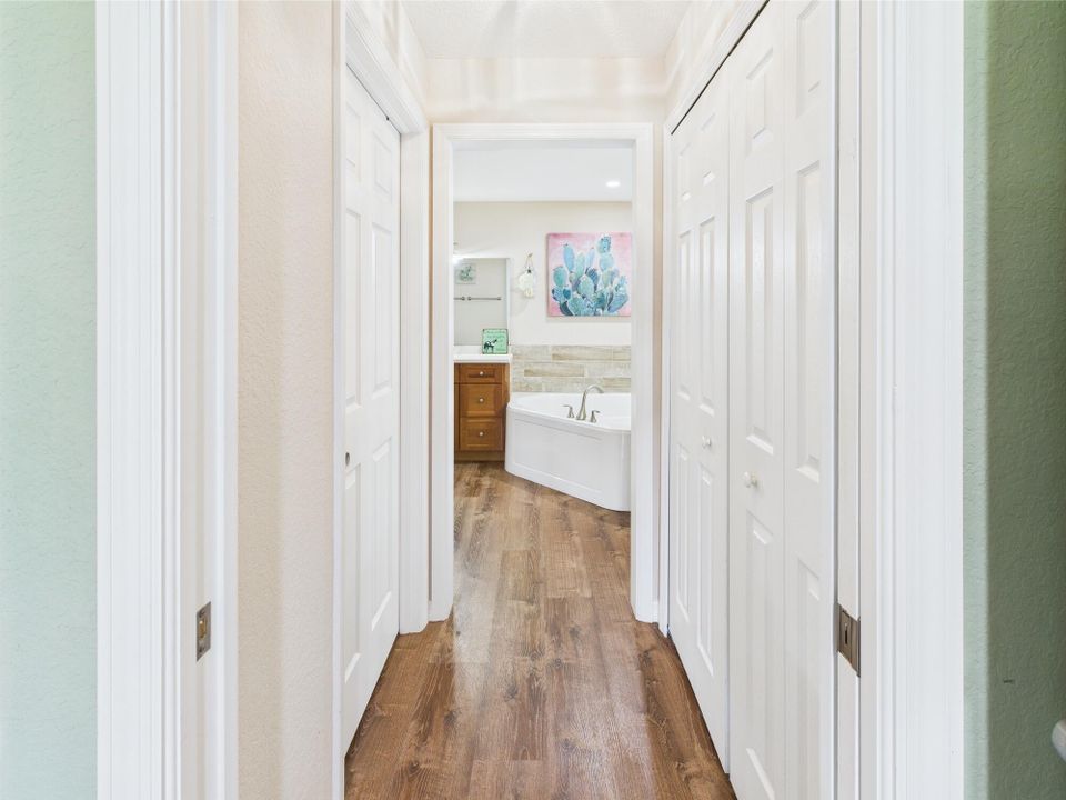 На продажу: $899,000 (3 спален, 3 ванн, 6188 Квадратных фут)