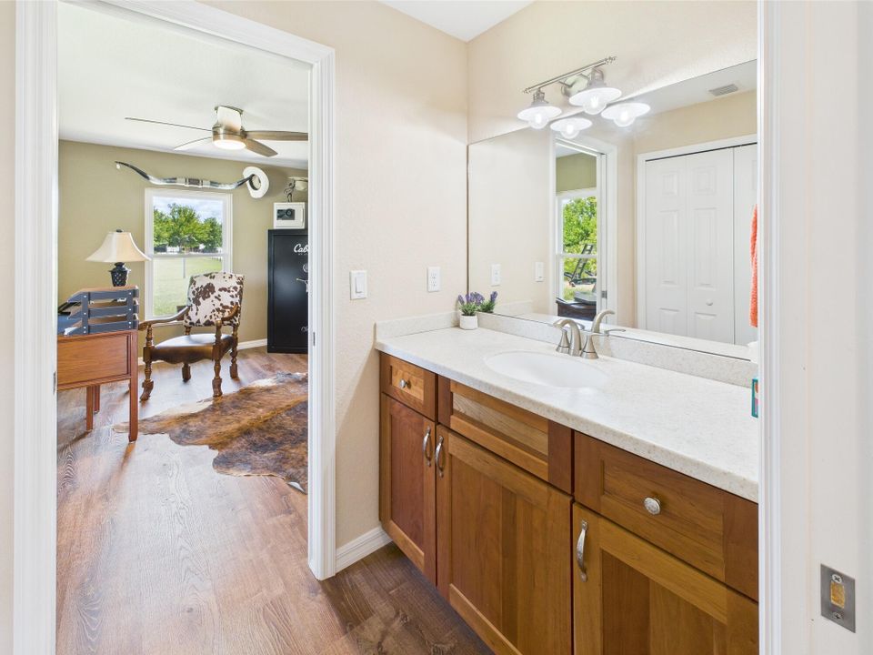 На продажу: $899,000 (3 спален, 3 ванн, 6188 Квадратных фут)