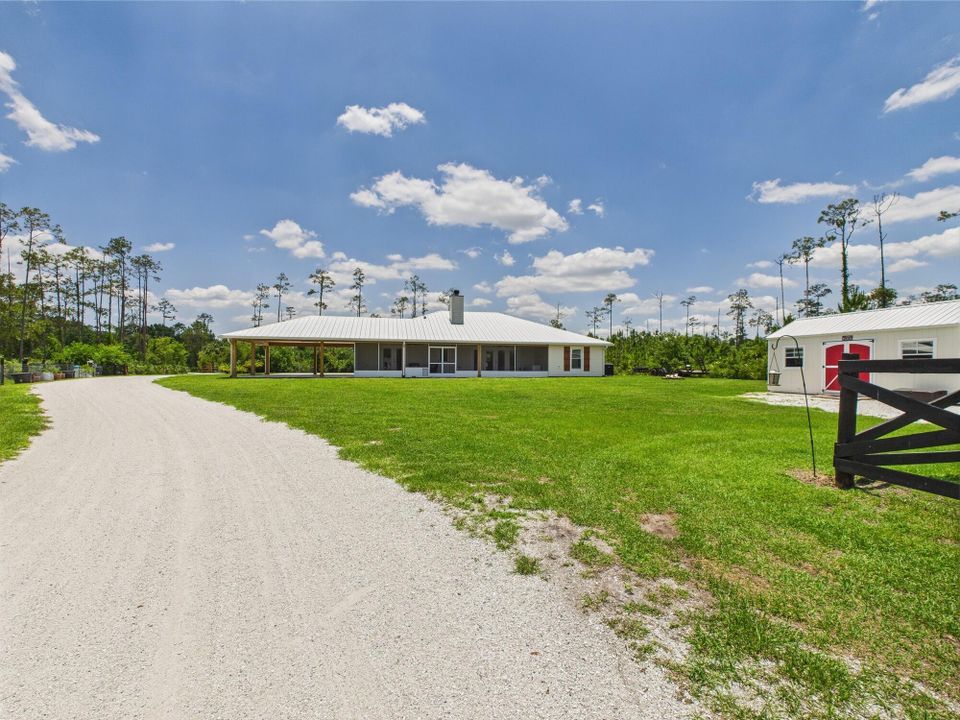 На продажу: $899,000 (3 спален, 3 ванн, 6188 Квадратных фут)