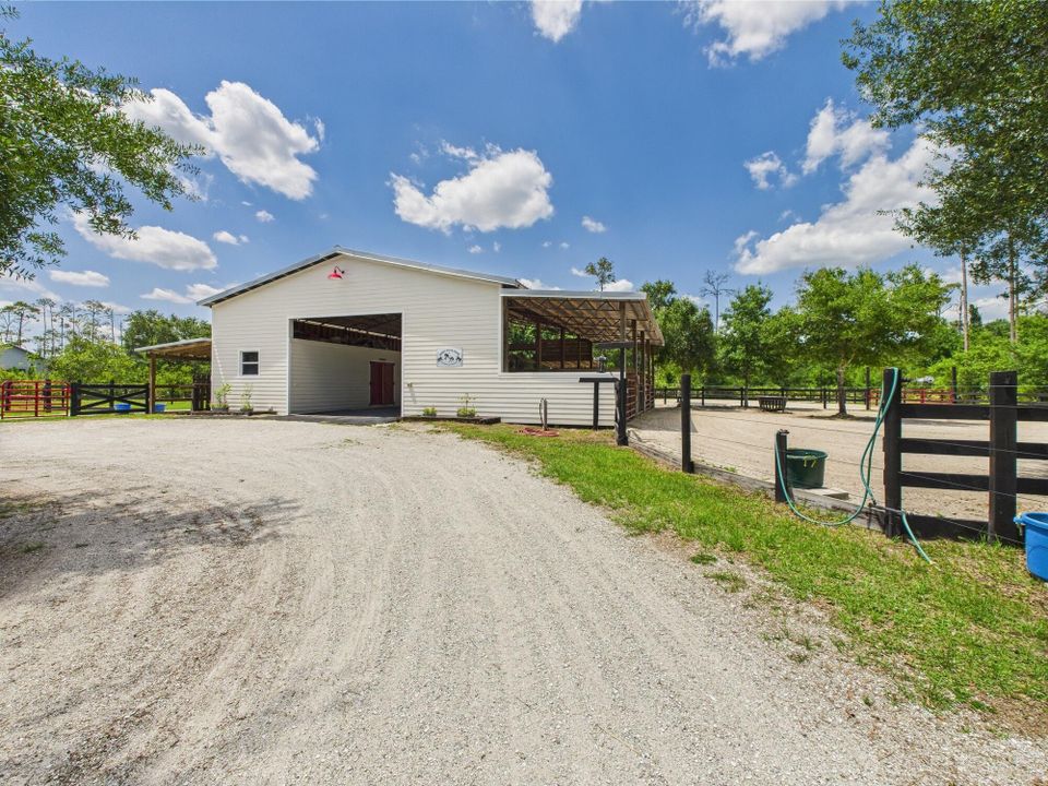 На продажу: $899,000 (3 спален, 3 ванн, 6188 Квадратных фут)