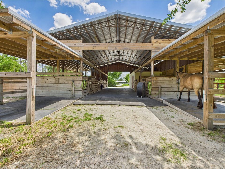 На продажу: $899,000 (3 спален, 3 ванн, 6188 Квадратных фут)