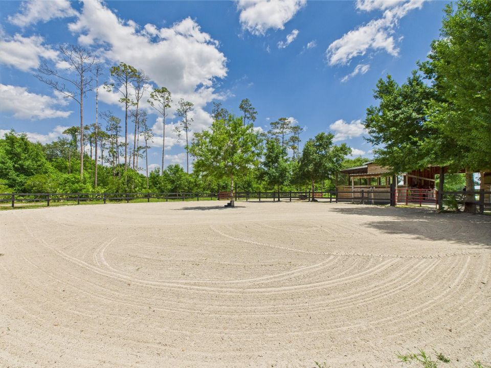 На продажу: $899,000 (3 спален, 3 ванн, 6188 Квадратных фут)