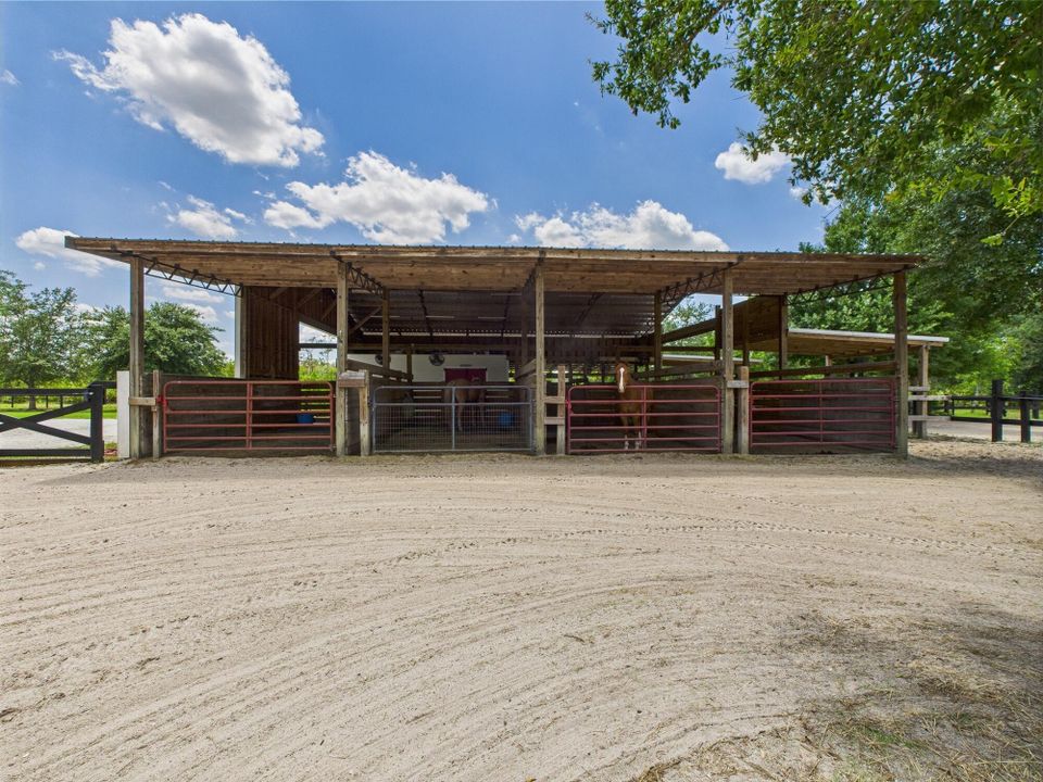 На продажу: $899,000 (3 спален, 3 ванн, 6188 Квадратных фут)