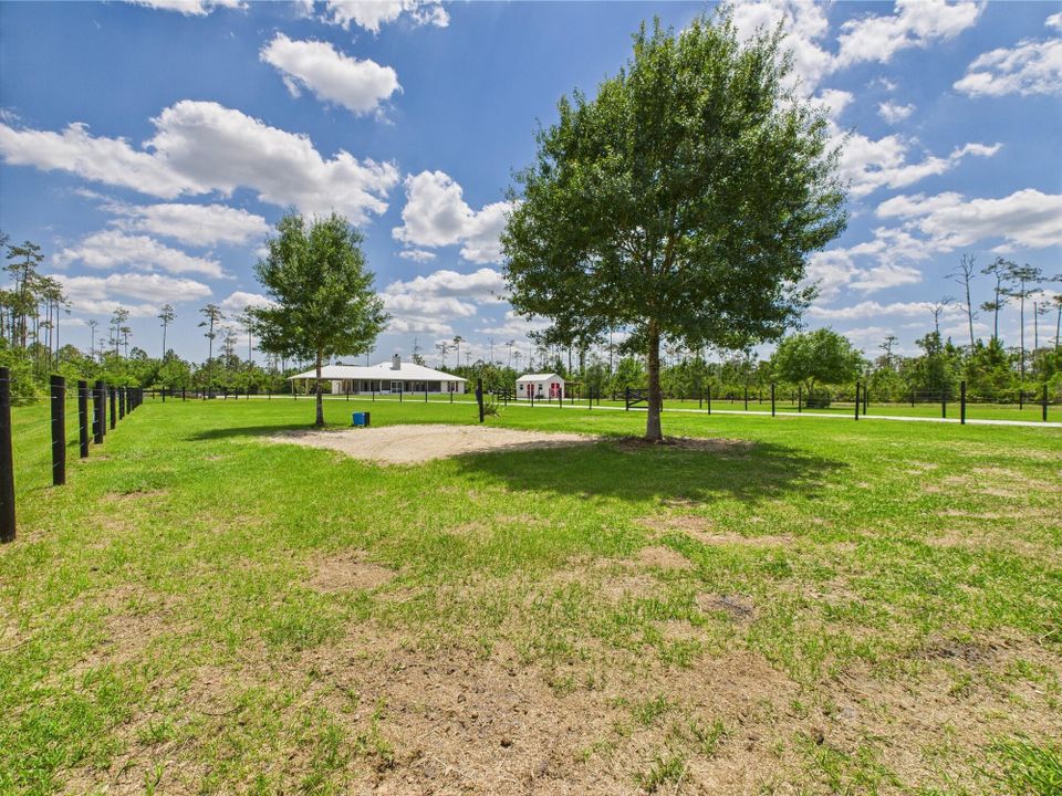 На продажу: $899,000 (3 спален, 3 ванн, 6188 Квадратных фут)