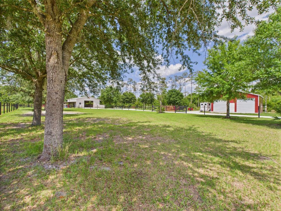 На продажу: $899,000 (3 спален, 3 ванн, 6188 Квадратных фут)