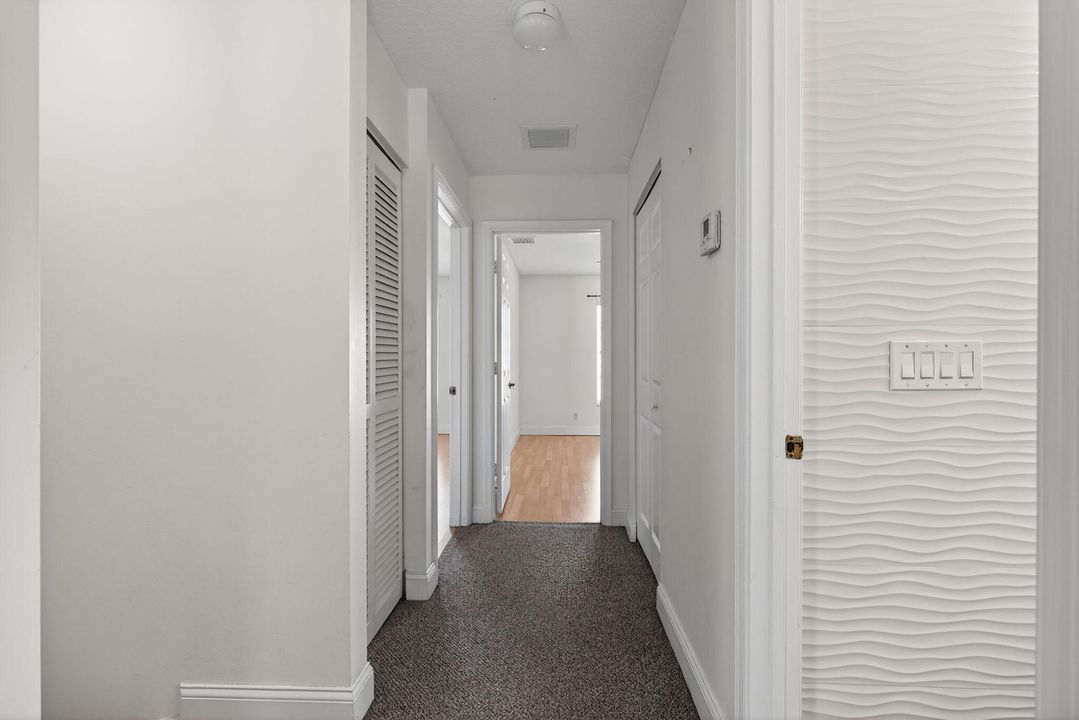 En Renta: $4,000 (4 camas, 2 baños, 2150 Pies cuadrados)