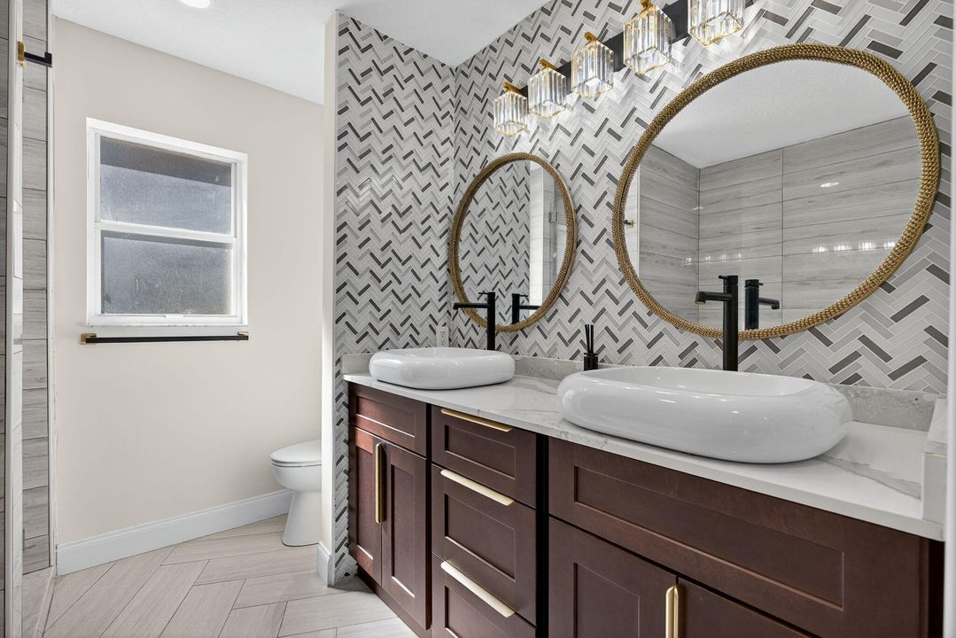 En Renta: $4,000 (4 camas, 2 baños, 2150 Pies cuadrados)