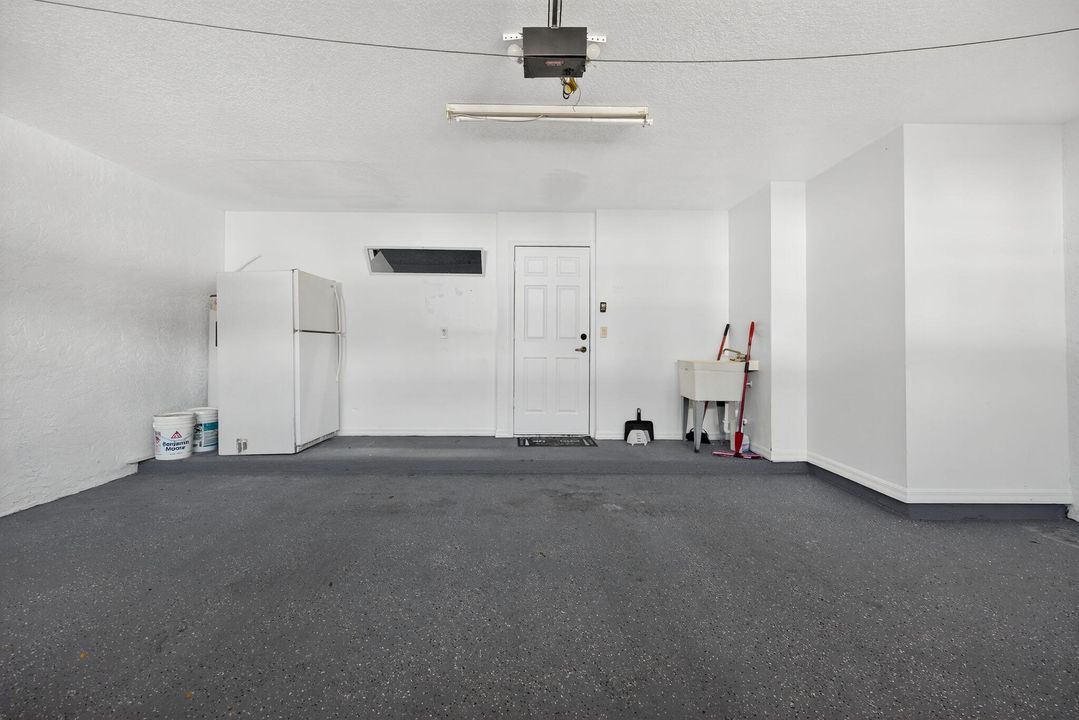 En Renta: $4,000 (4 camas, 2 baños, 2150 Pies cuadrados)