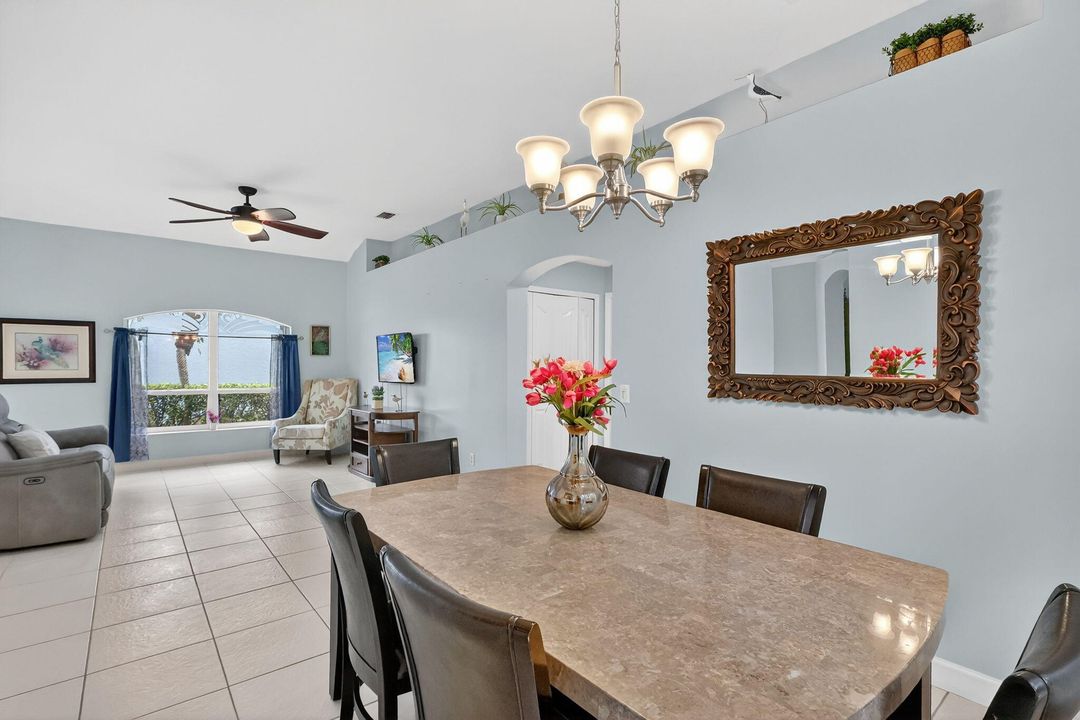 На продажу: $266,900 (2 спален, 2 ванн, 1509 Квадратных фут)