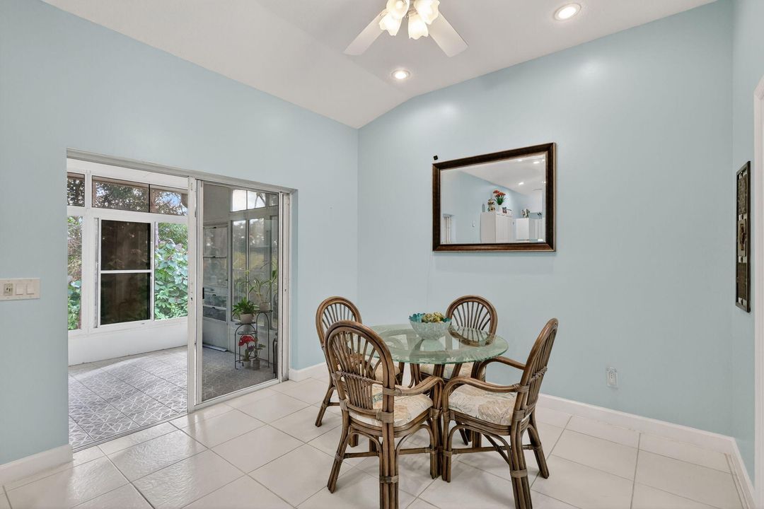 На продажу: $266,900 (2 спален, 2 ванн, 1509 Квадратных фут)