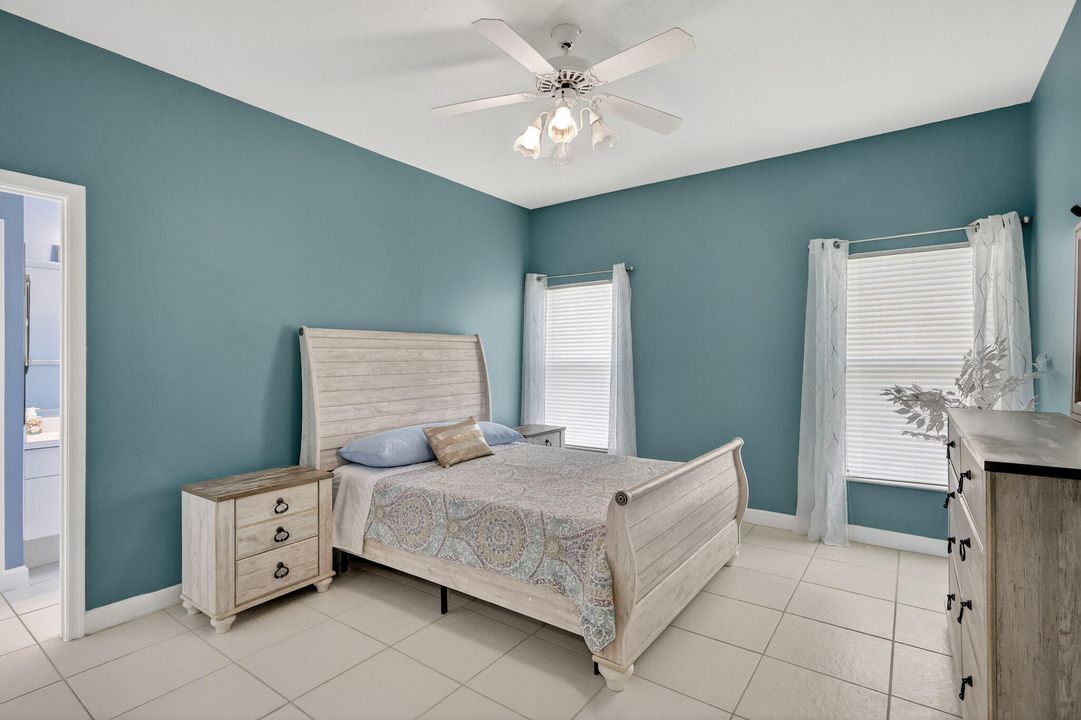 На продажу: $266,900 (2 спален, 2 ванн, 1509 Квадратных фут)