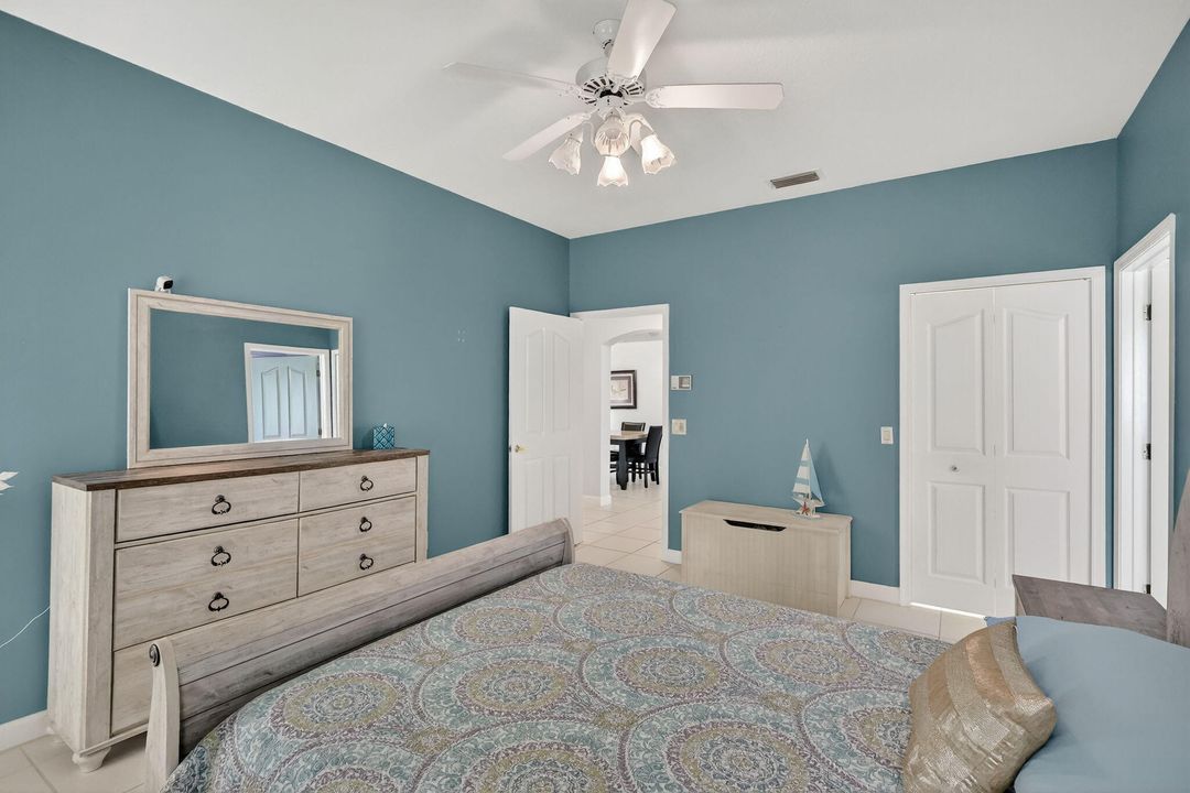 На продажу: $266,900 (2 спален, 2 ванн, 1509 Квадратных фут)