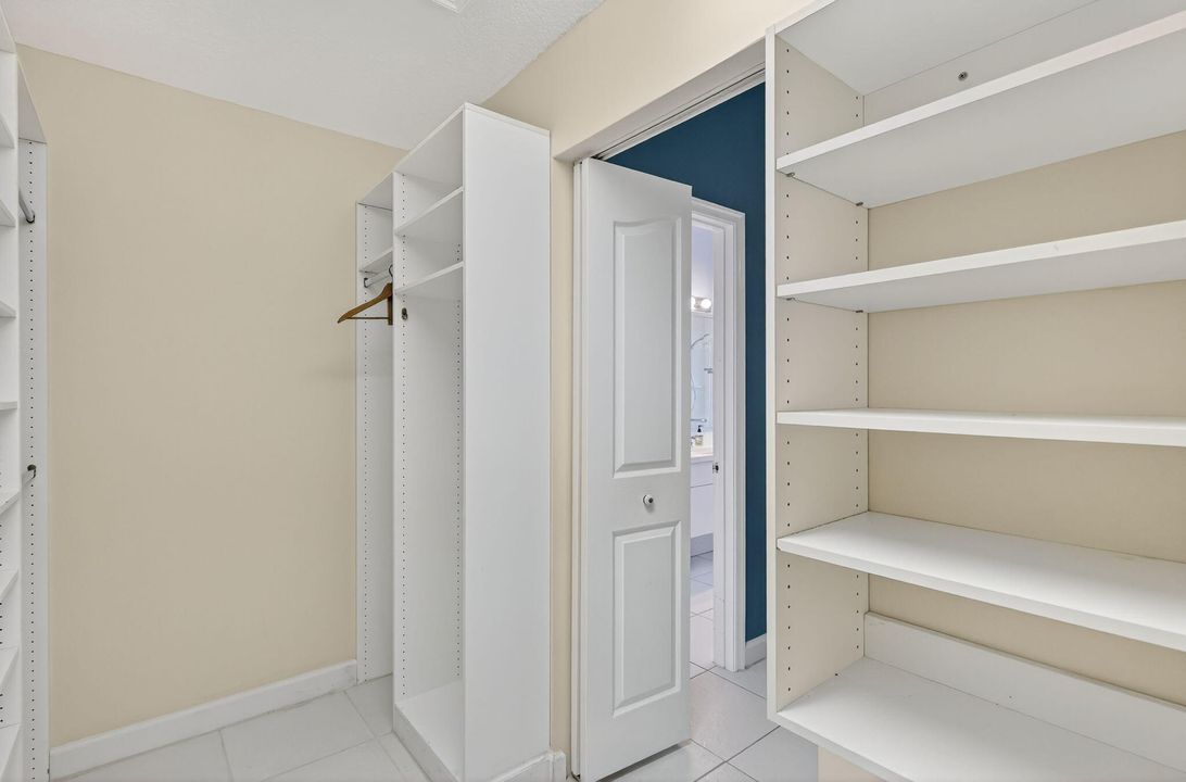 На продажу: $266,900 (2 спален, 2 ванн, 1509 Квадратных фут)