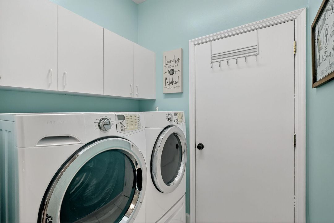 На продажу: $266,900 (2 спален, 2 ванн, 1509 Квадратных фут)