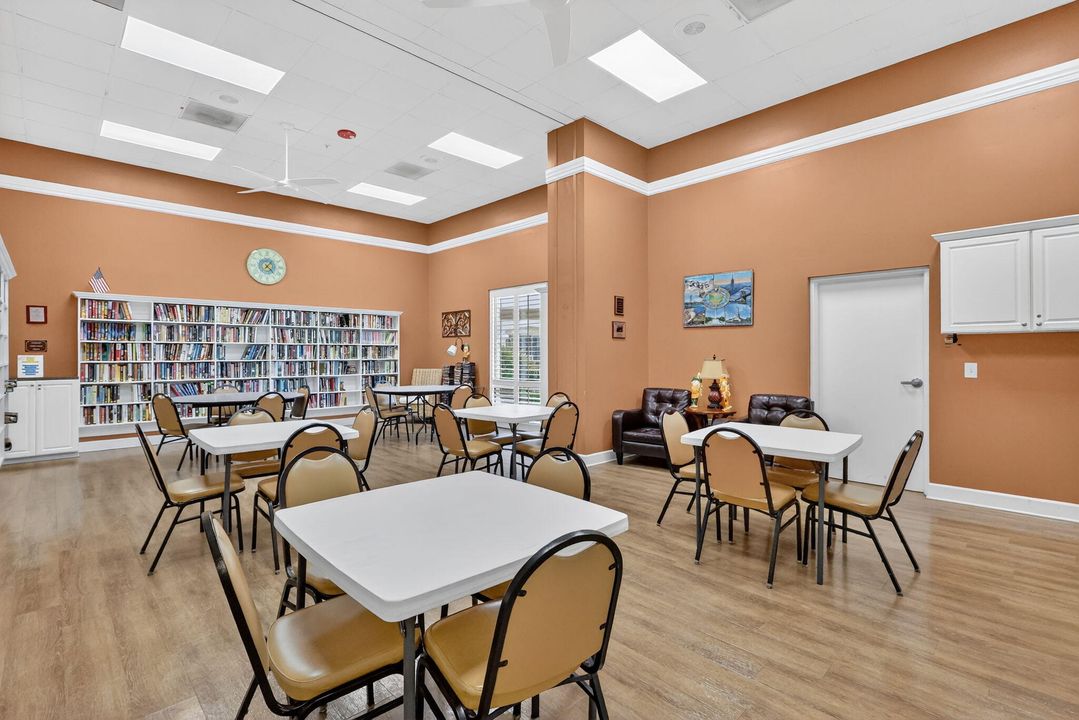 На продажу: $266,900 (2 спален, 2 ванн, 1509 Квадратных фут)