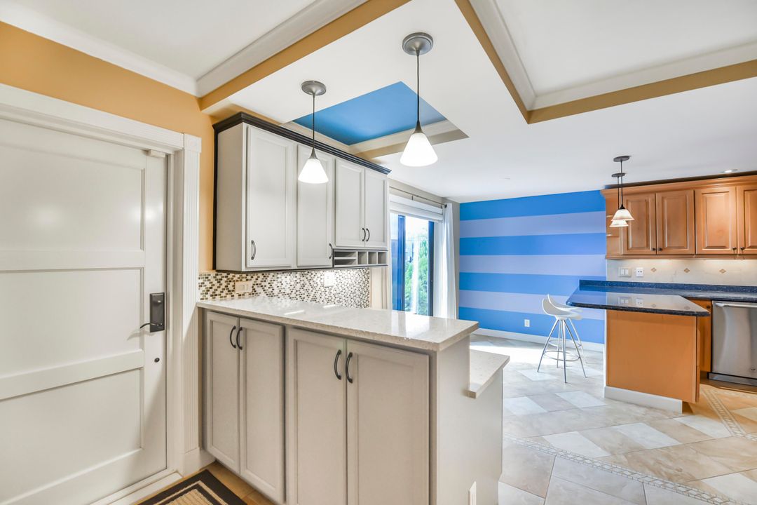 For Sale: $359,000 (3 beds, 2 baths, 1722 Square Feet)