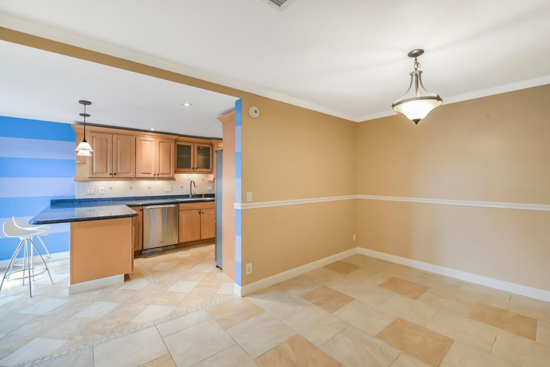For Sale: $359,000 (3 beds, 2 baths, 1722 Square Feet)