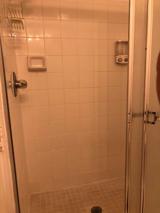 For Sale: $270,000 (2 beds, 2 baths, 1183 Square Feet)