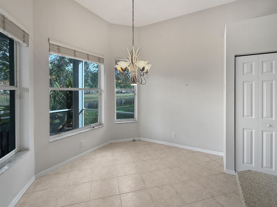 For Sale: $525,000 (3 beds, 2 baths, 2082 Square Feet)