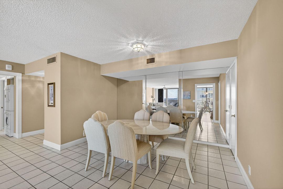 For Sale: $649,000 (2 beds, 2 baths, 1585 Square Feet)