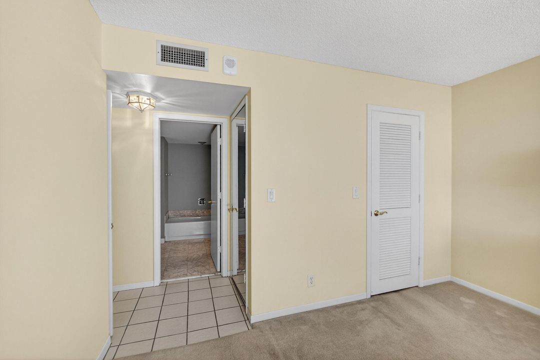 For Sale: $649,000 (2 beds, 2 baths, 1585 Square Feet)