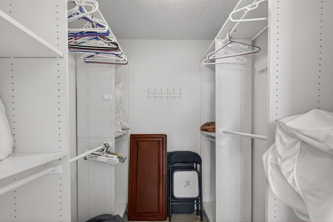 For Sale: $649,000 (2 beds, 2 baths, 1585 Square Feet)