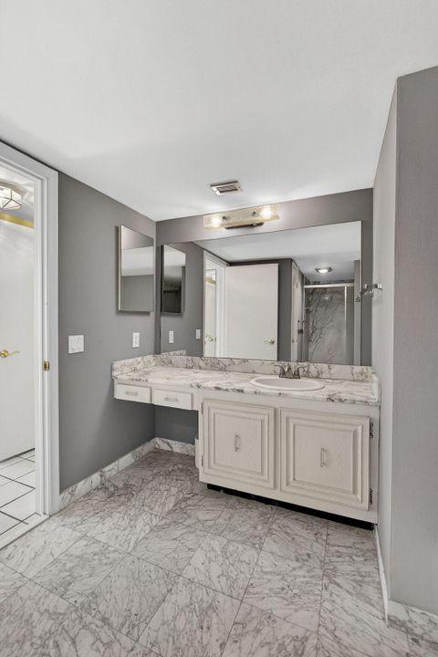 For Sale: $649,000 (2 beds, 2 baths, 1585 Square Feet)