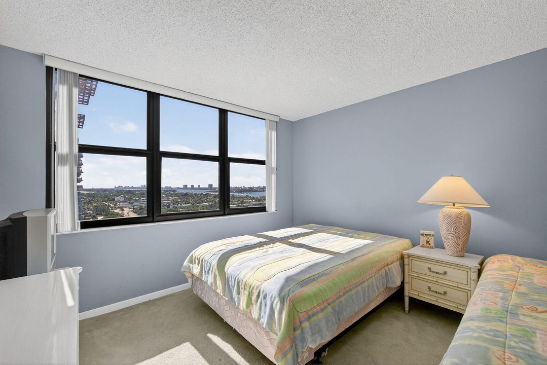 For Sale: $649,000 (2 beds, 2 baths, 1585 Square Feet)