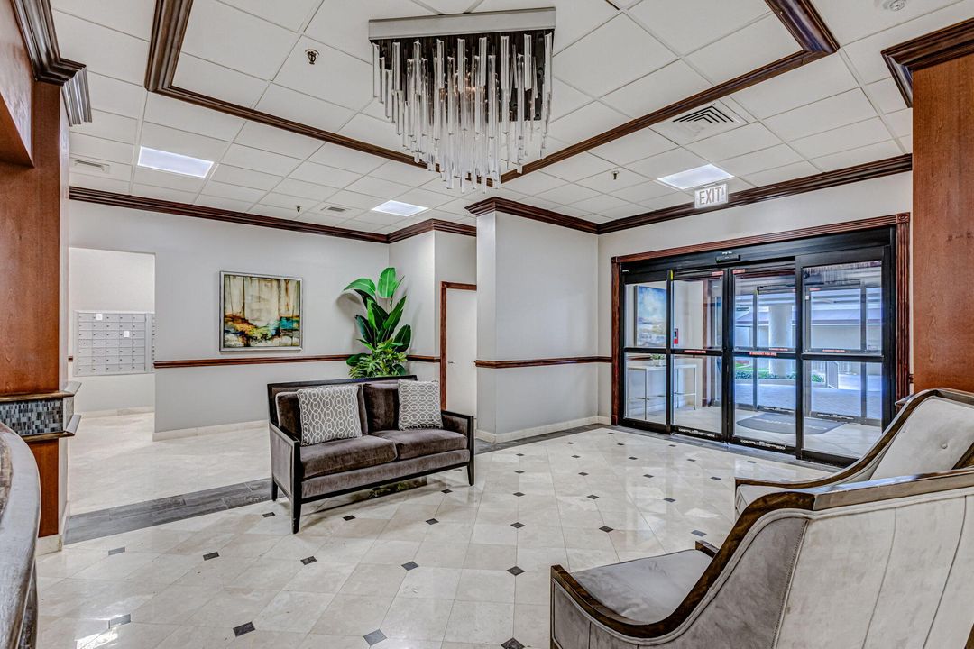 For Sale: $649,000 (2 beds, 2 baths, 1585 Square Feet)