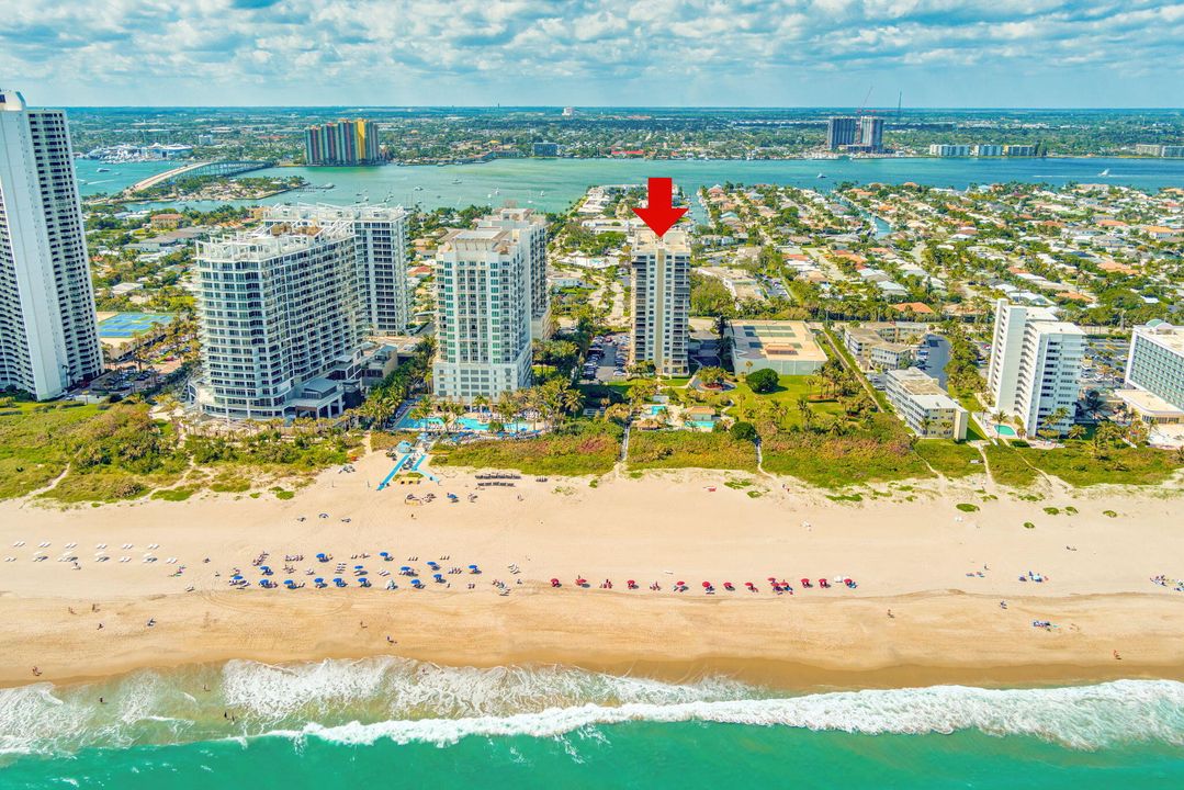 For Sale: $649,000 (2 beds, 2 baths, 1585 Square Feet)