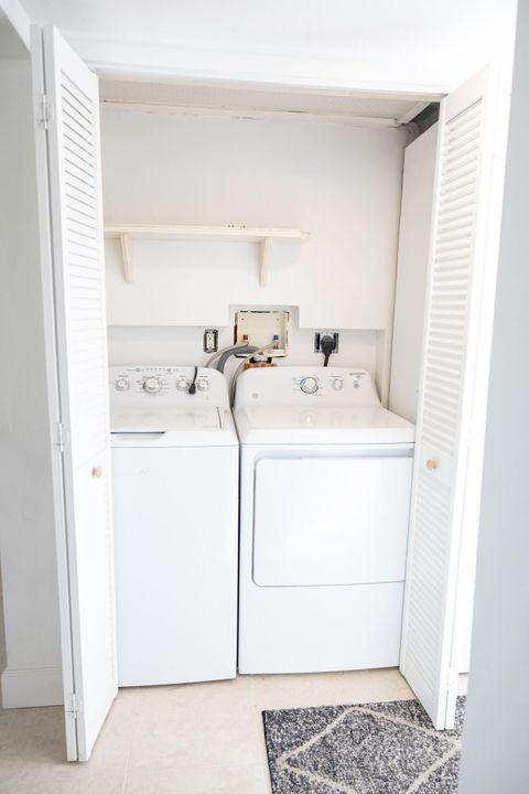 На продажу: $180,000 (1 спален, 1 ванн, 738 Квадратных фут)