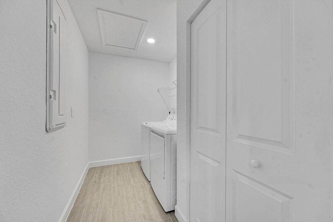 На продажу: $625,000 (5 спален, 3 ванн, 3667 Квадратных фут)